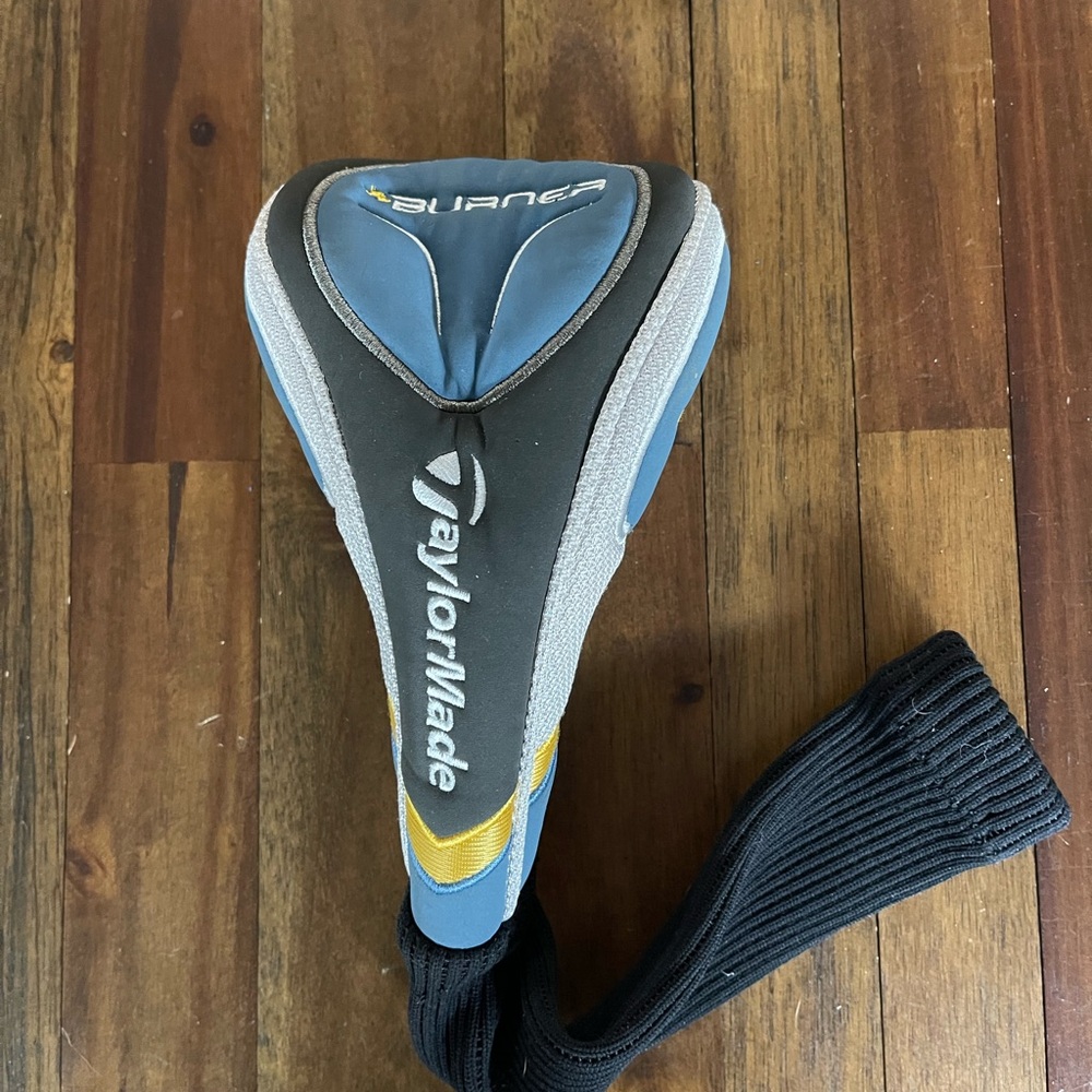 TaylorMade Burner Headcover in Blue and Black